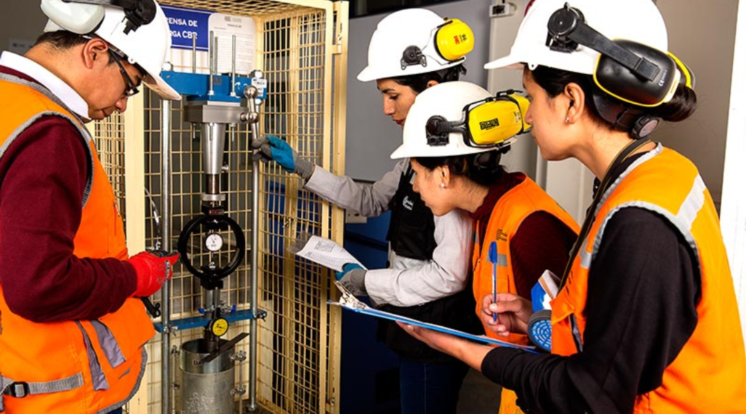 ENSAYOS EN LABORATORIOS DE PAVIMENTOS