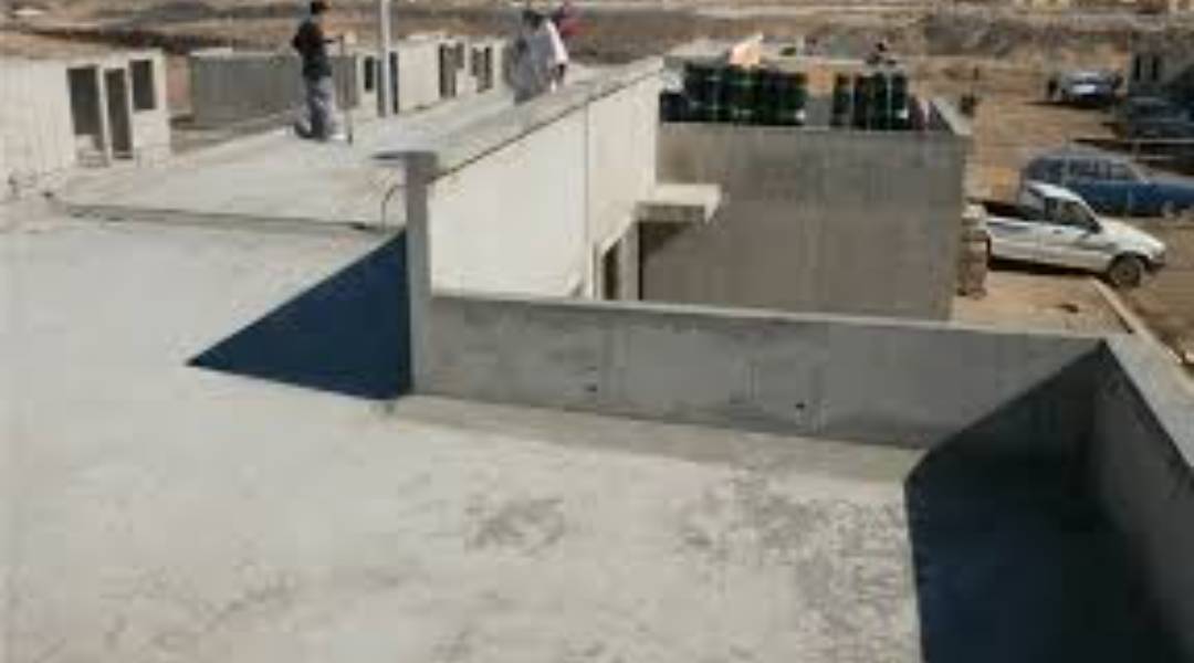 EFECTO DE LAS ALTAS TEMPERATURAS EN EL CONCRETO RECIÉN VACIADO